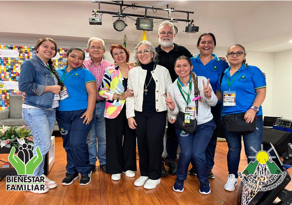 COLABORADORAS DE REGIONAL META DE LA ONG CRECER EN FAMILIA PARTICIPARON EN CONGRESO INTERNACIONAL